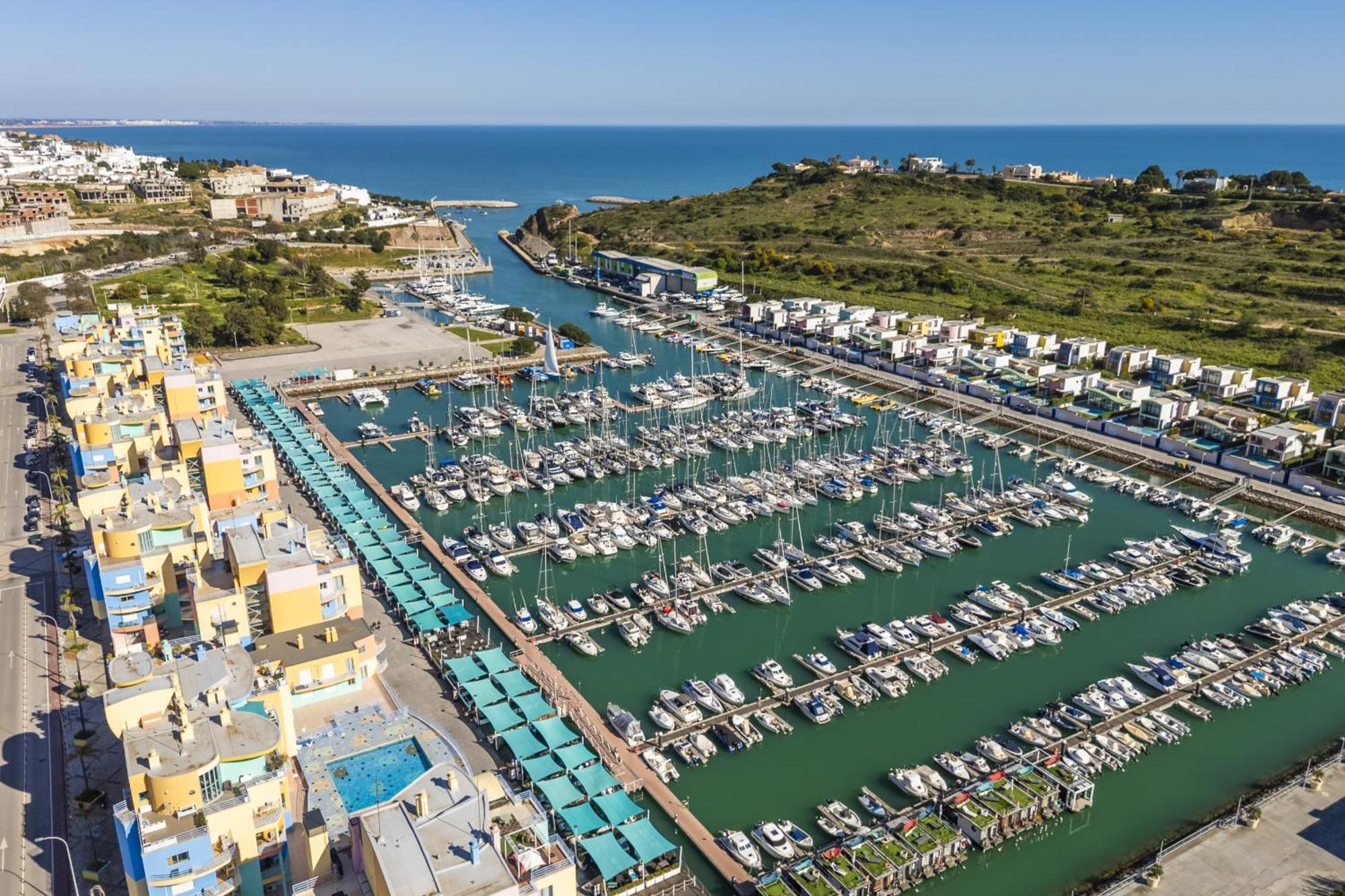 Marina Breeze Apartment With Pool - 900M From The Beach Albufeira Exterior foto