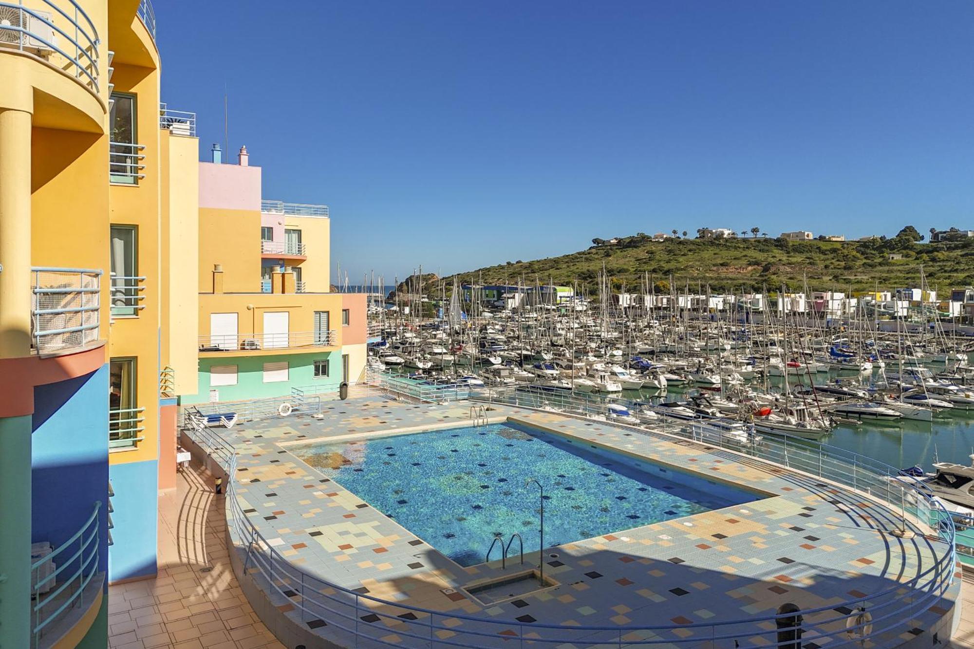 Marina Breeze Apartment With Pool - 900M From The Beach Albufeira Exterior foto